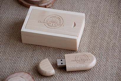 Christophe Gadea - Clé USB en bois